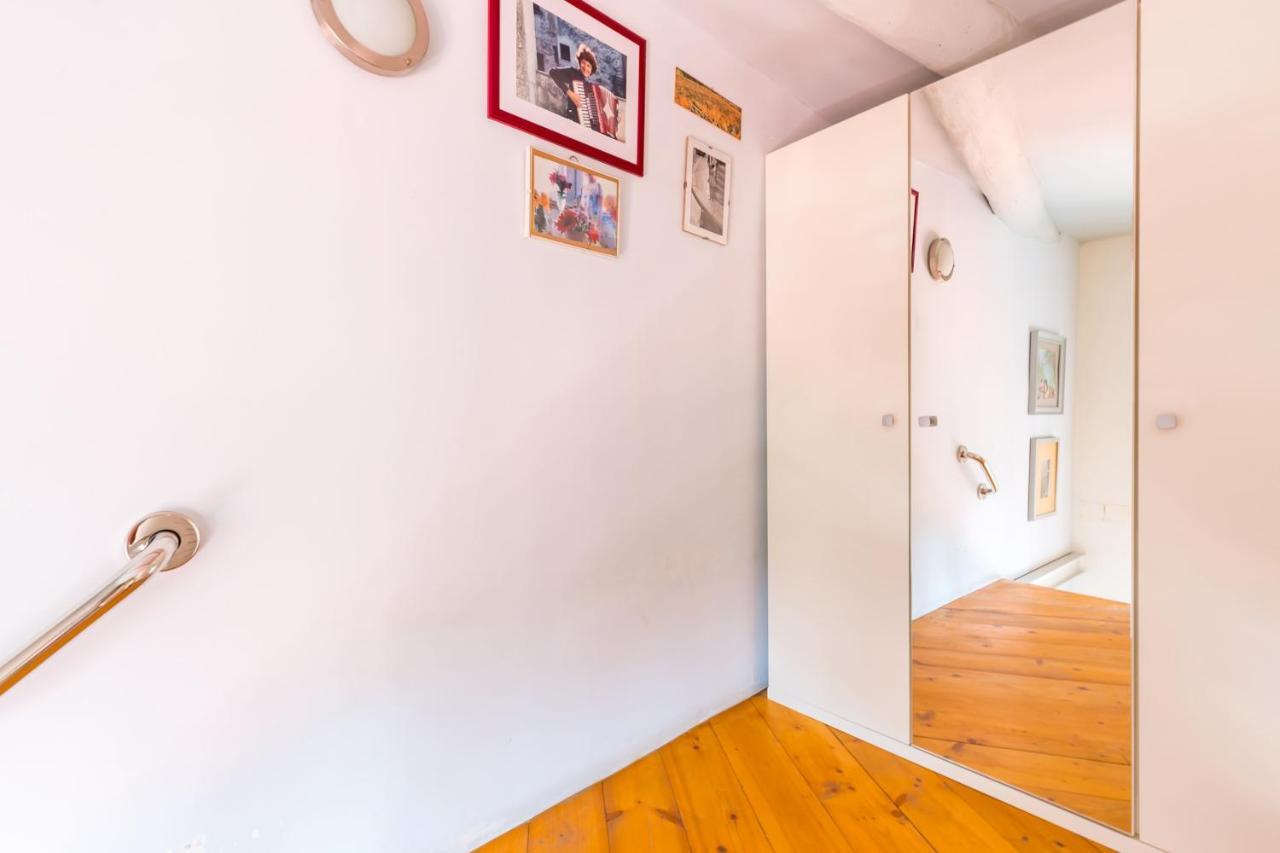 Montemiletto A Panoramic Nest By Napoliapartments Apartment Neapel